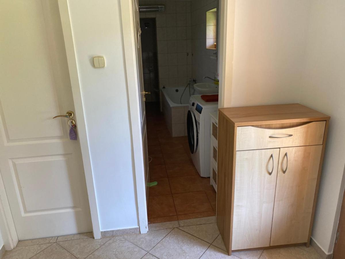 Apartamento Vityesz Vendégház ** Chl'aba Exterior foto